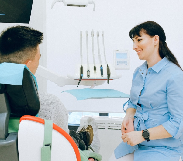 Visite al dentista al menos una vez al año